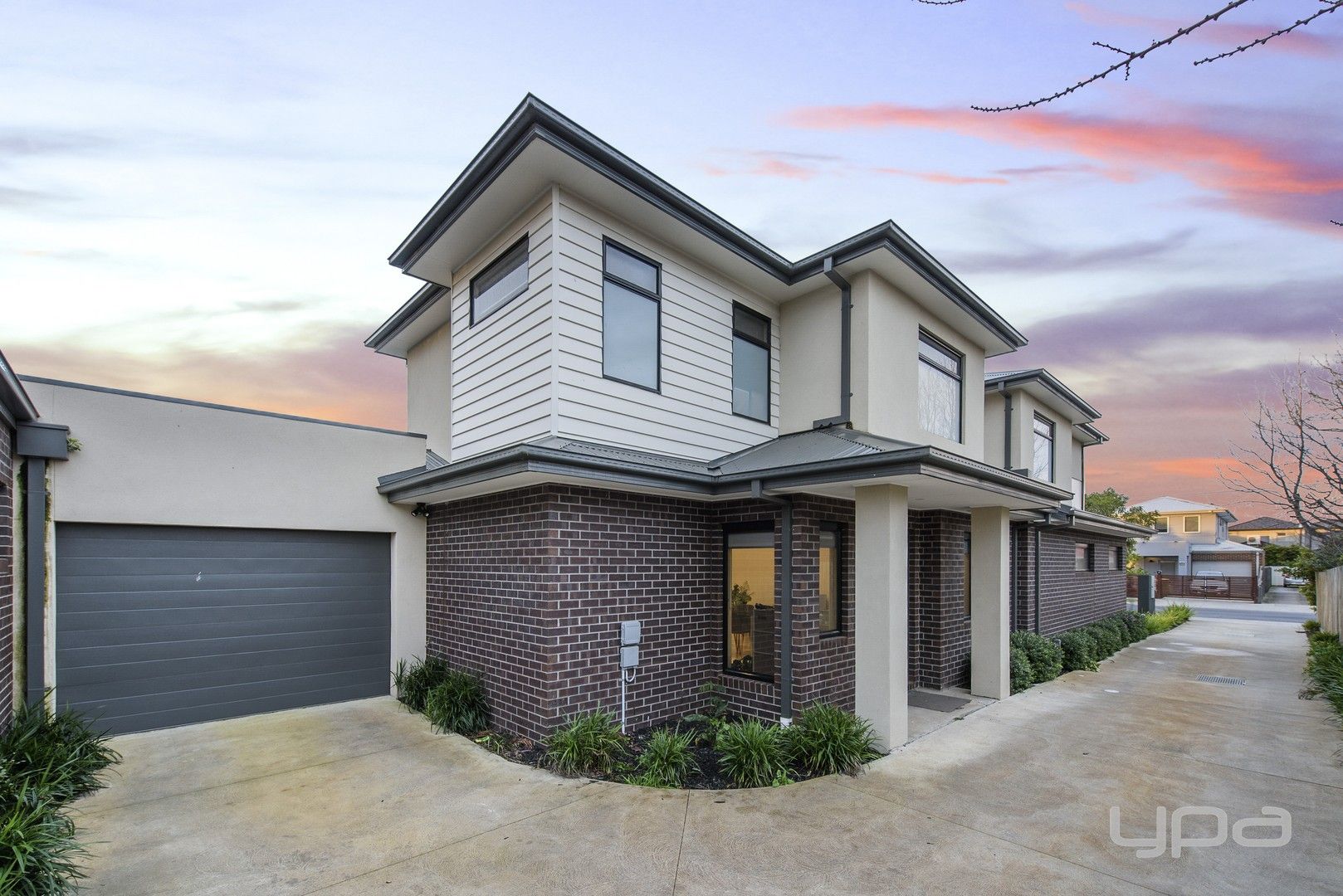 2/5 Kynoch Street, Deer Park VIC 3023, Image 0