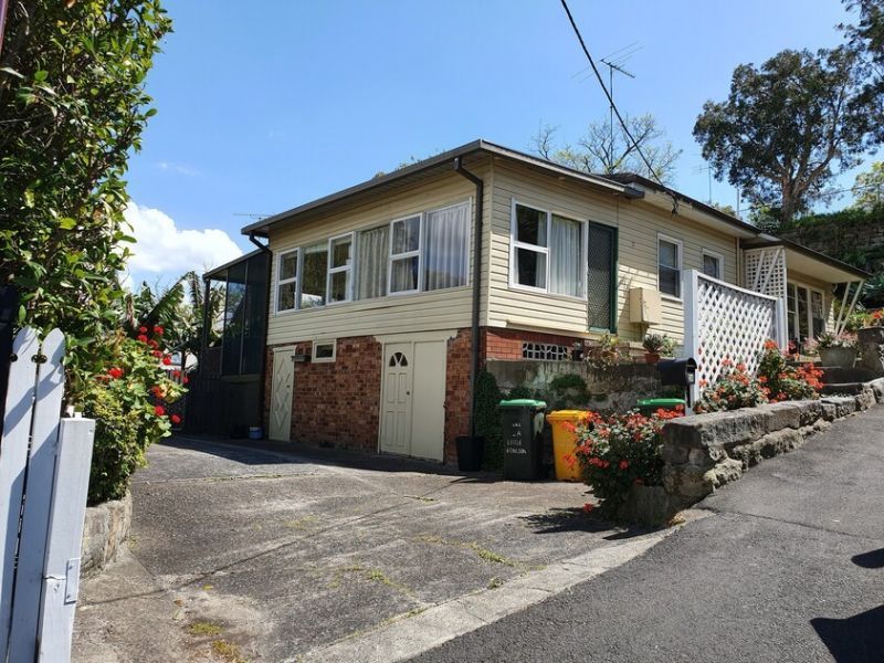 4 bedrooms House in  BALMAIN EAST NSW, 2041