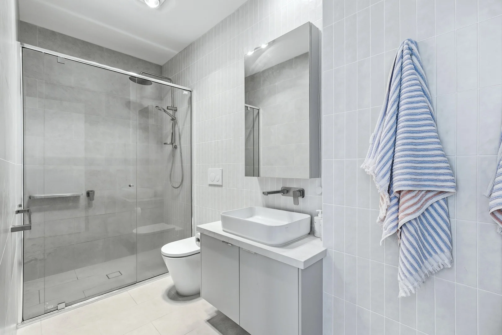 Additional image 8 of 2/92 New Street, South Kingsville VIC 3015