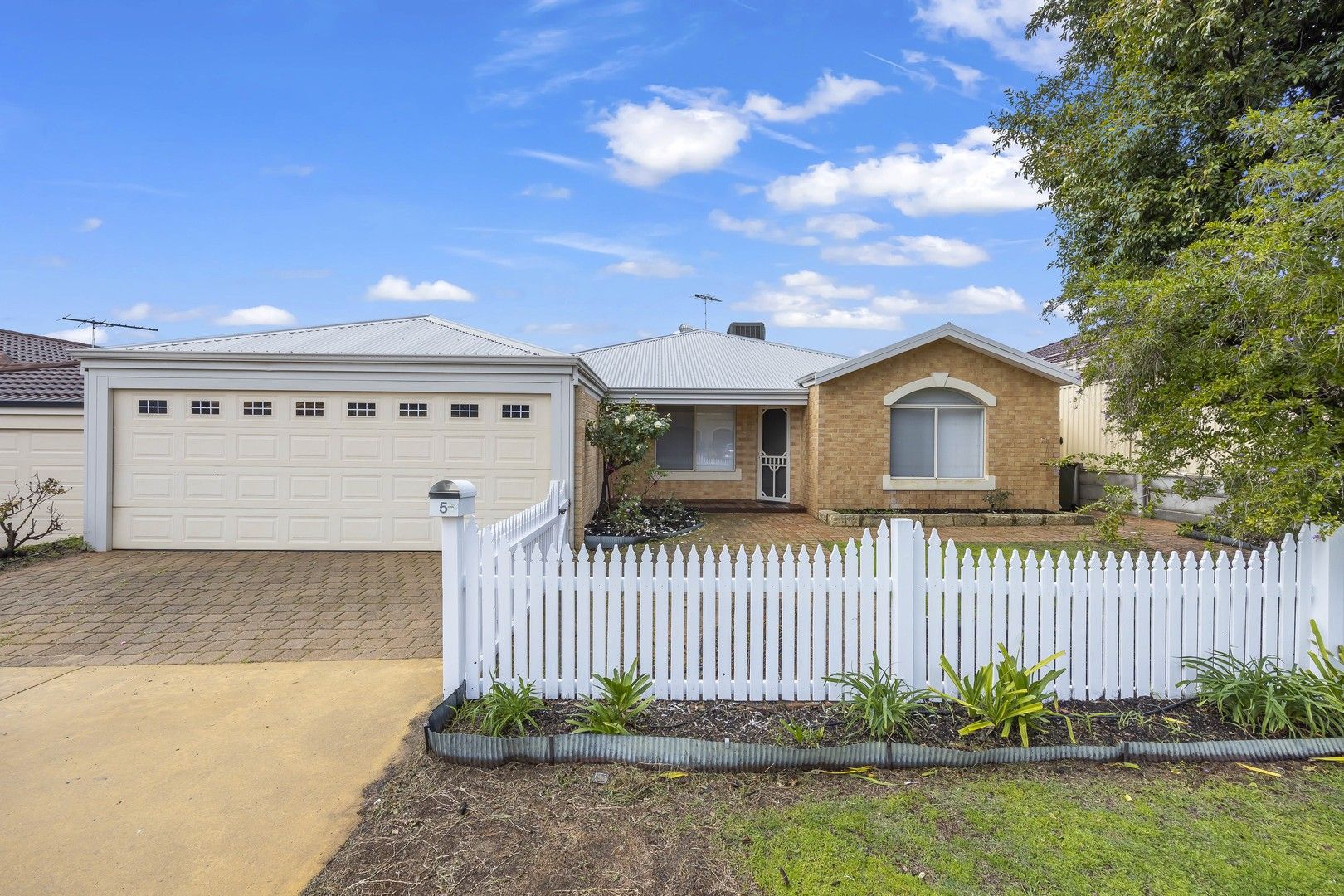 5 Pumice Place, Alexander Heights WA 6064, Image 0