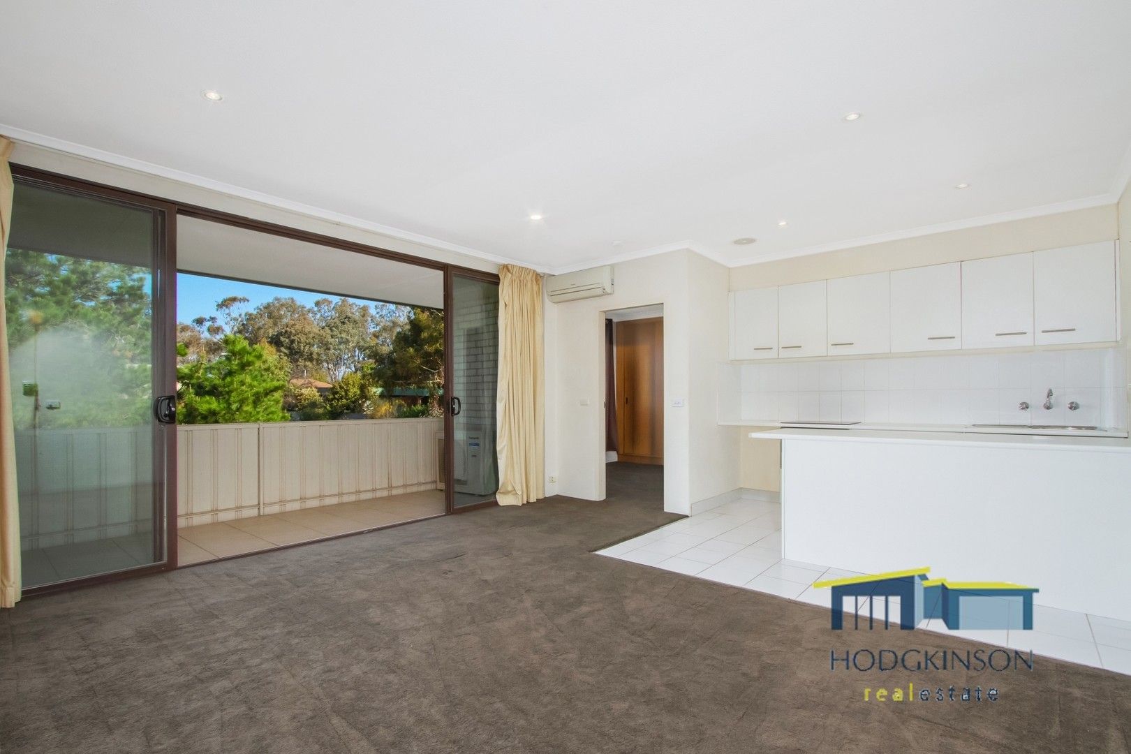 1 bedrooms Apartment / Unit / Flat in 34/5 Hyndes Crescent HOLDER ACT, 2611