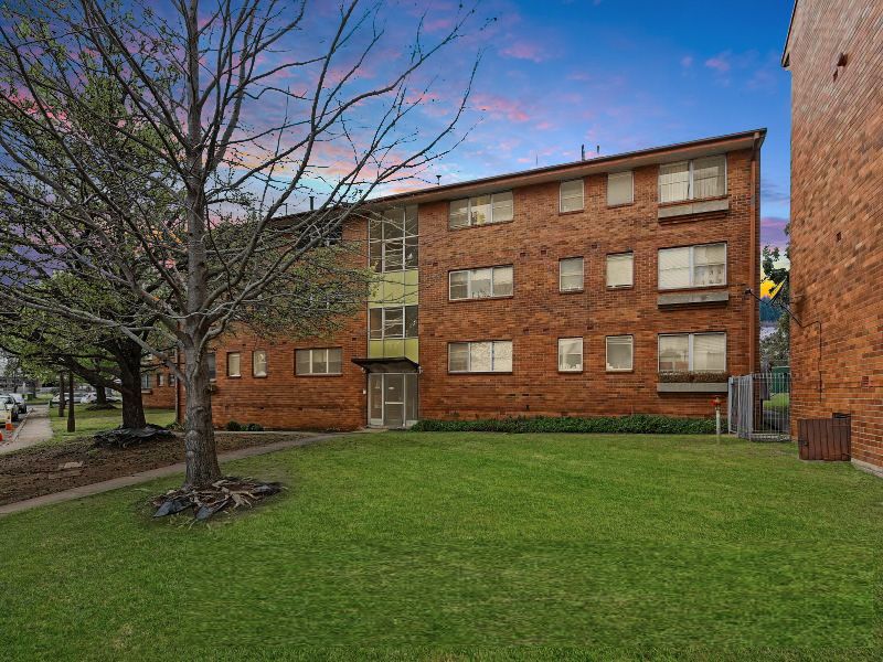 3 bedrooms Apartment / Unit / Flat in 17/69 Priam Street CHESTER HILL NSW, 2162