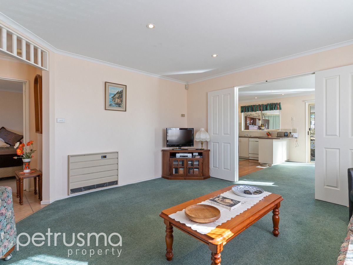 8 Buckingham Drive, Howrah TAS 7018, Image 2