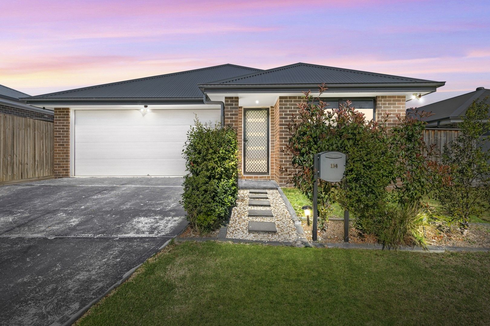 114 Meya Crescent, Fletcher NSW 2287, Image 0