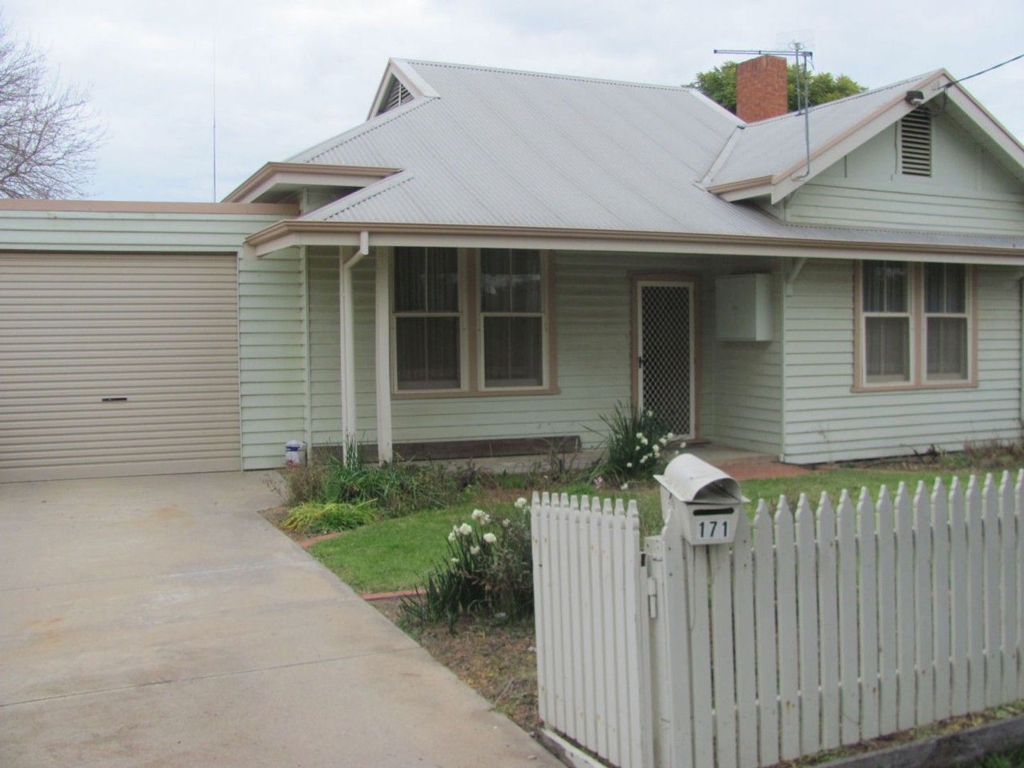 3 bedrooms House in 171 Tenth Street MILDURA VIC, 3500