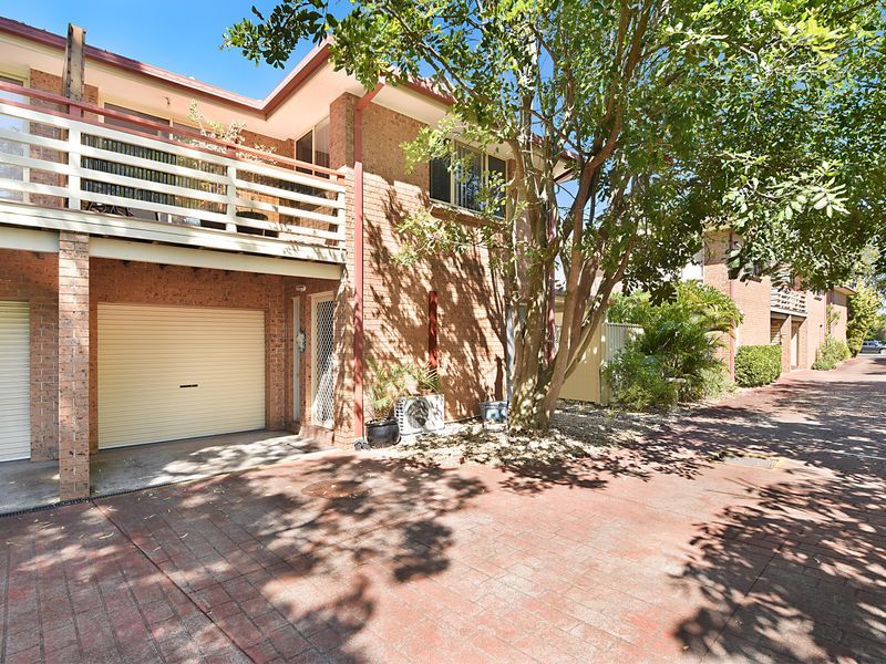 Unit 4/3 Lakeview Street, Toukley NSW 2263, Image 1