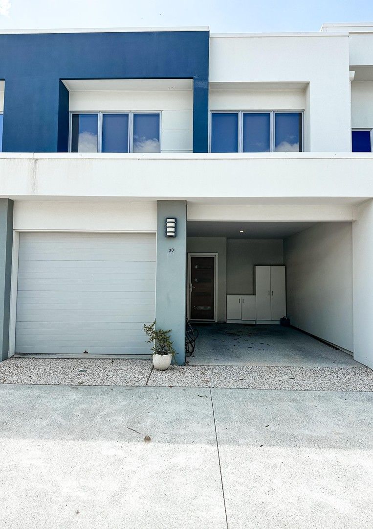 3 bedrooms Townhouse in 30/156 Marina Quays Boulevard HOPE ISLAND QLD, 4212