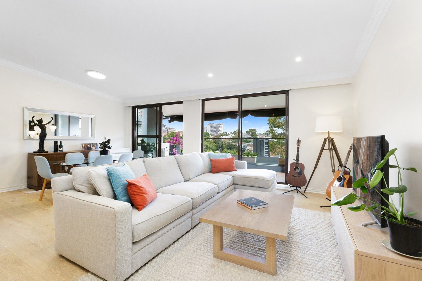 3 bedrooms Apartment / Unit / Flat in 5/2 Spruson Street NEUTRAL BAY NSW, 2089