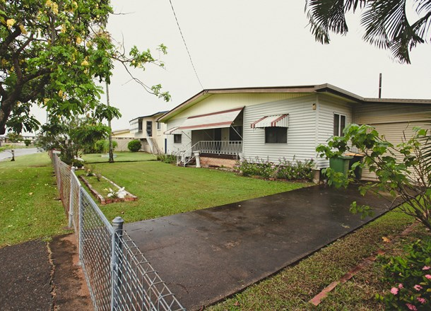 26 Mckinley Street, North Mackay QLD 4740