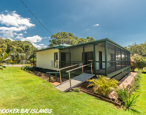 5 Crescent Drive, Russell Island QLD 4184