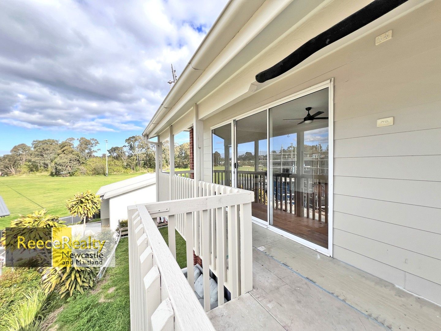 4 bedrooms Apartment / Unit / Flat in 1/7 Cora Place SHORTLAND NSW, 2307