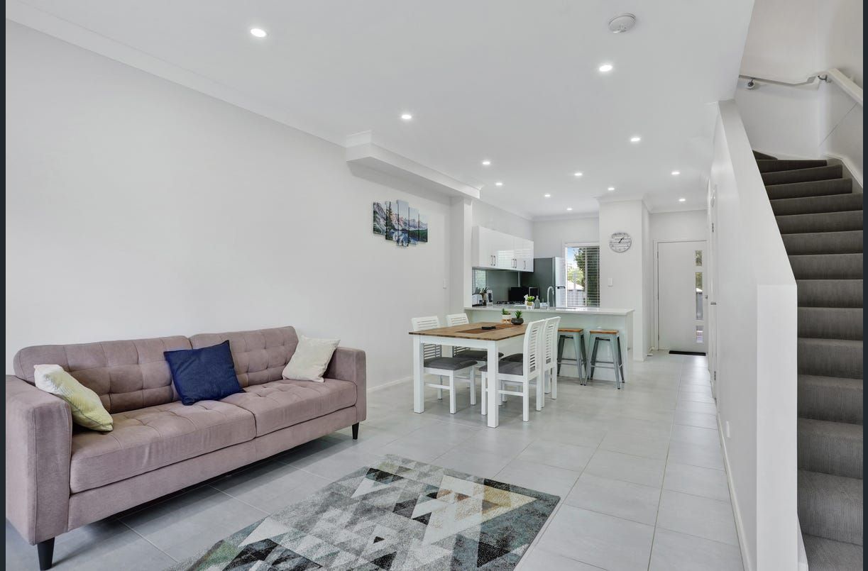 2 bedrooms Townhouse in 4/23 Lilian Street GLENDALE NSW, 2285