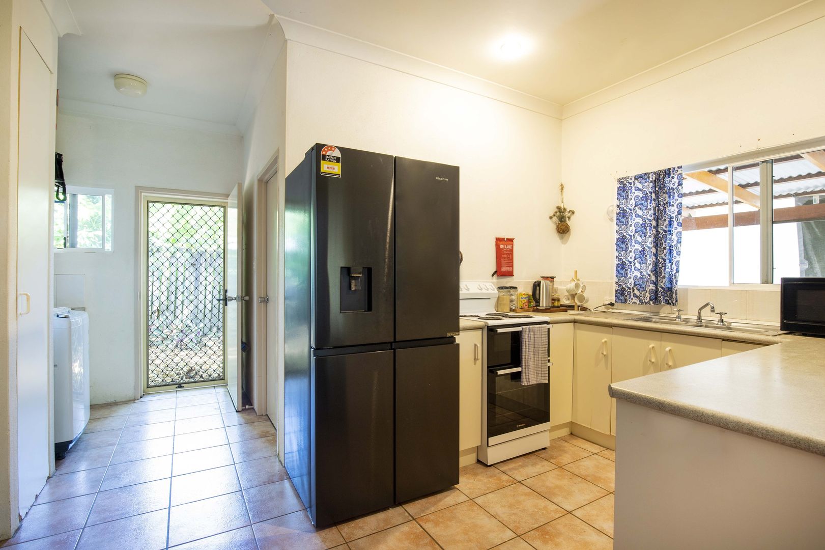 2/10-12 Albatross Close, Cooya Beach QLD 4873, Image 2