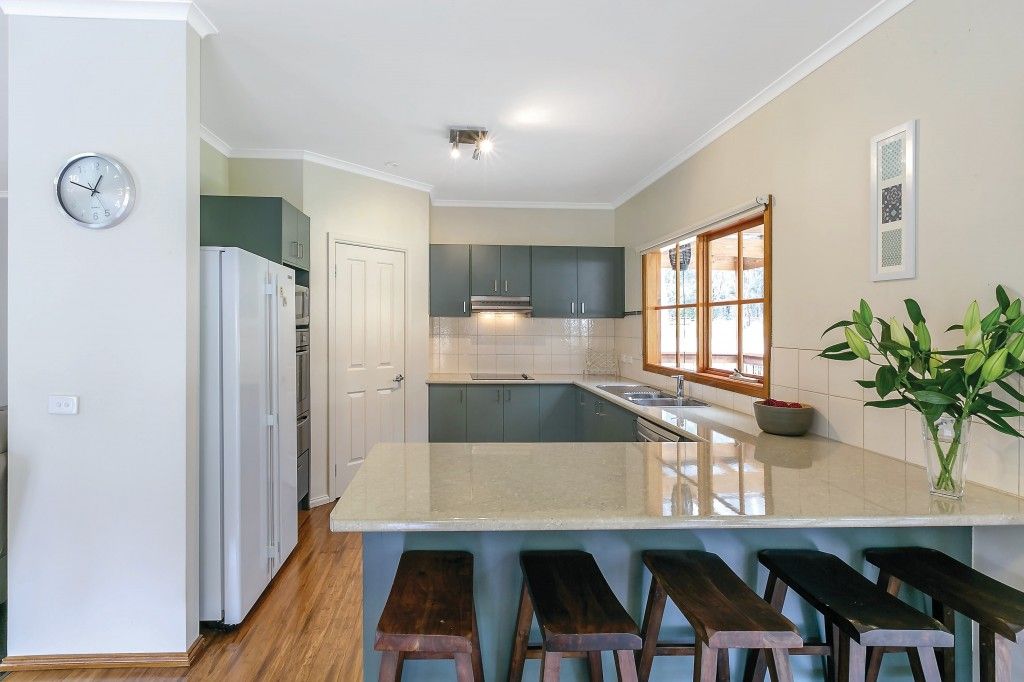 3705 Colac Road, Enfield VIC 3352, Image 2