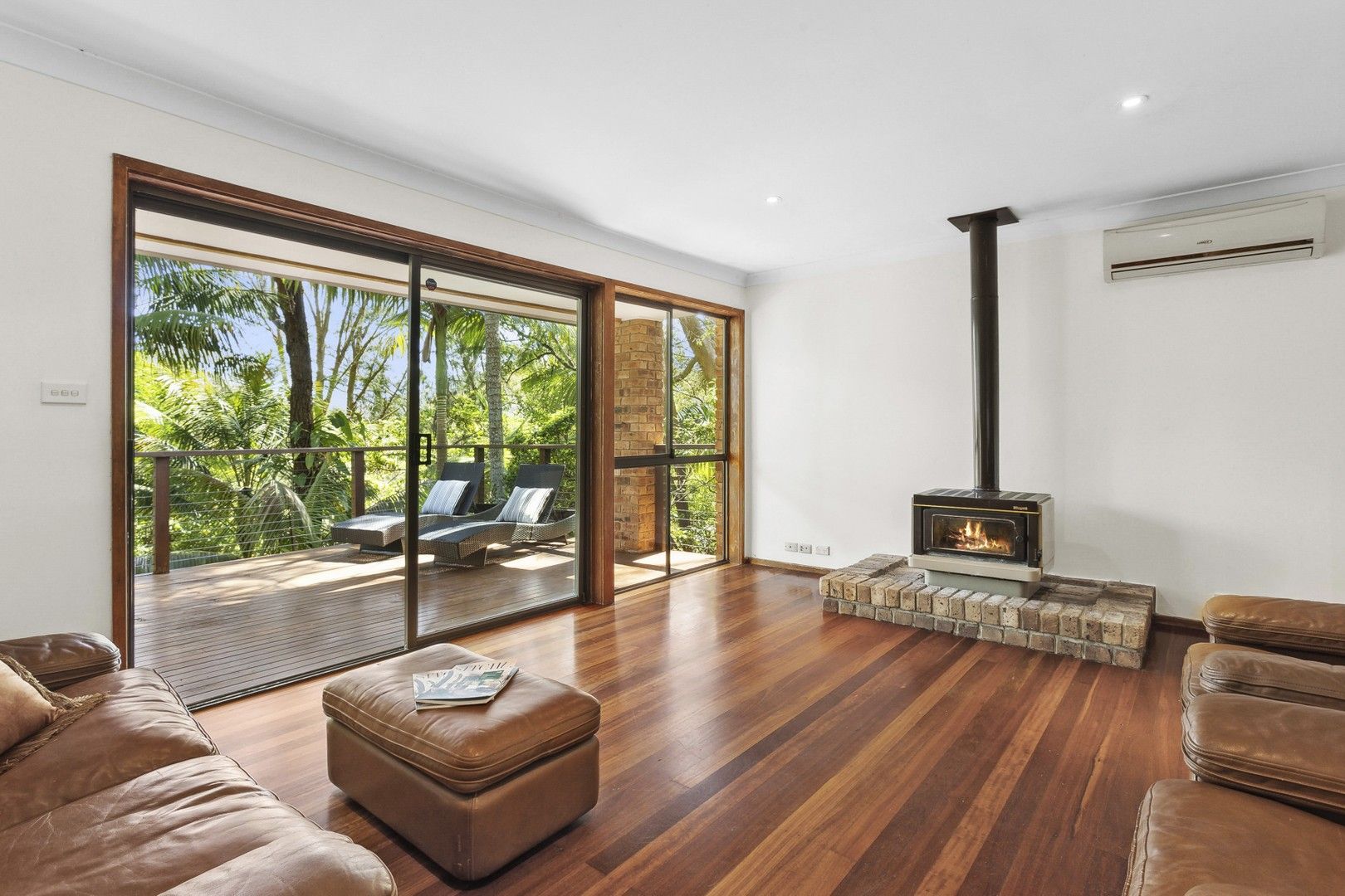 3 bedrooms House in 121 McCarrs Creek Road CHURCH POINT NSW, 2105