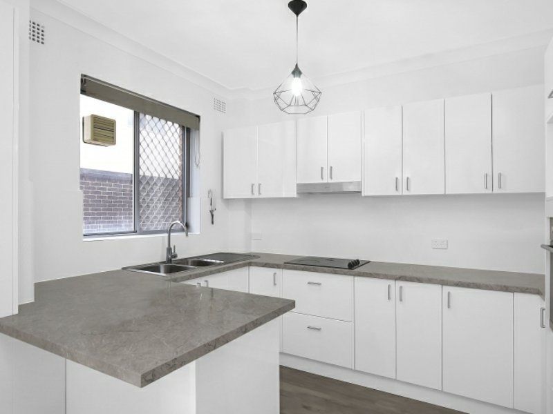 3 bedrooms Apartment / Unit / Flat in 1/31 Palmerston Avenue BRONTE NSW, 2024
