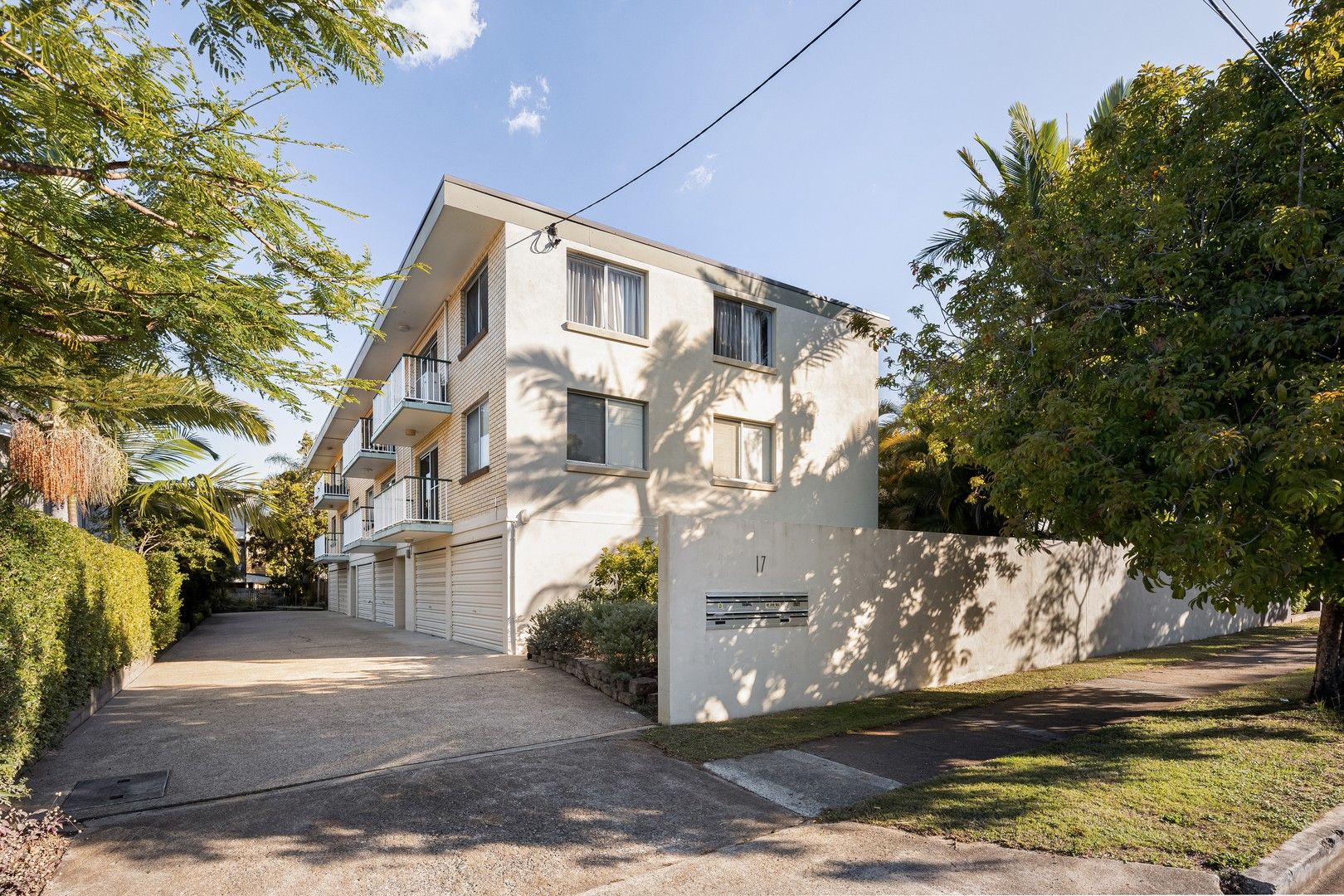 2 bedrooms Apartment / Unit / Flat in 2/17 Stevenson Street ASCOT QLD, 4007