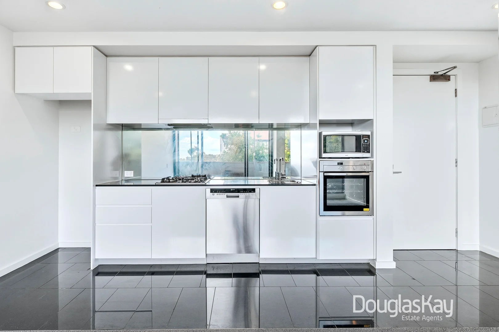 Additional image 5 of 114/50 Catamaran Drive, Werribee South VIC 3030