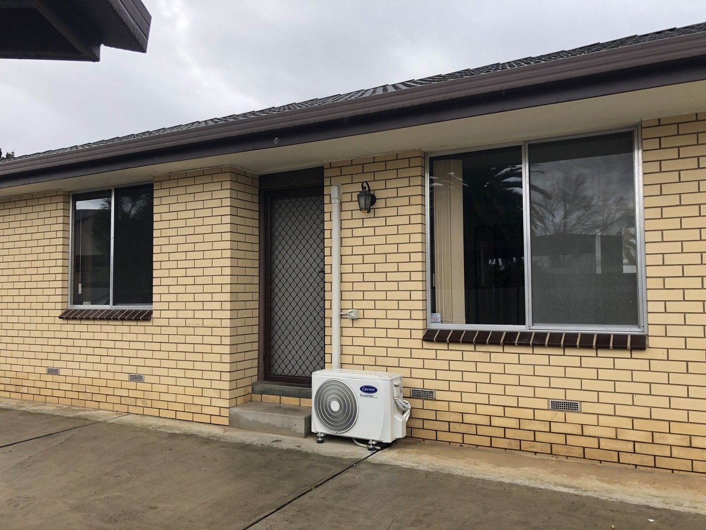 2 bedrooms Apartment / Unit / Flat in 5/464 Bownds Street LAVINGTON NSW, 2641