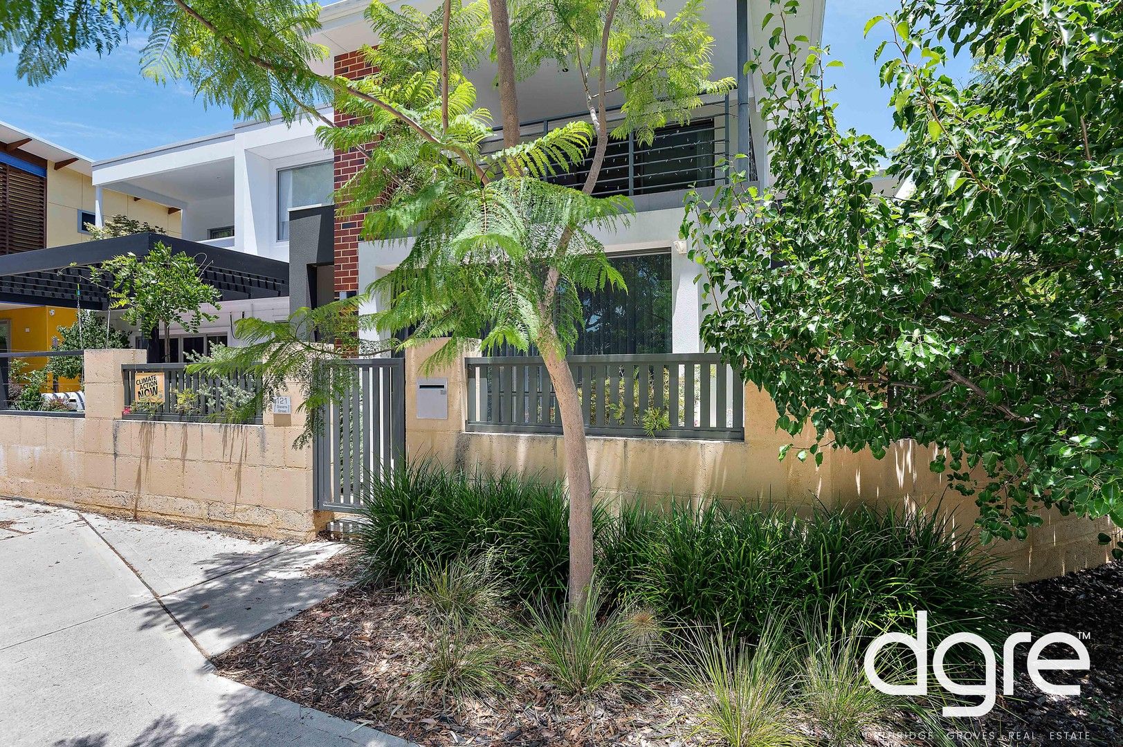 121 Stevens Street, White Gum Valley WA 6162 House For Rent Domain