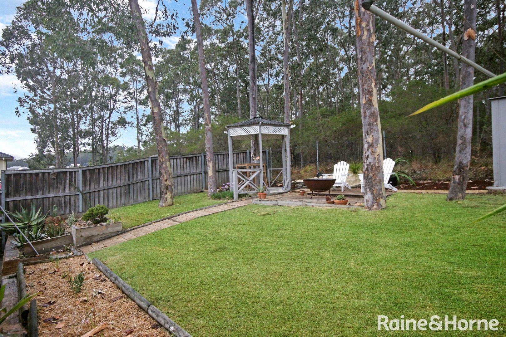 8 Kamira Road, Wadalba NSW 2259, Image 0