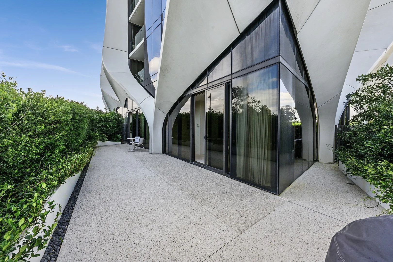 4103/24 Lanes Boulevard, Mermaid Waters QLD 4218