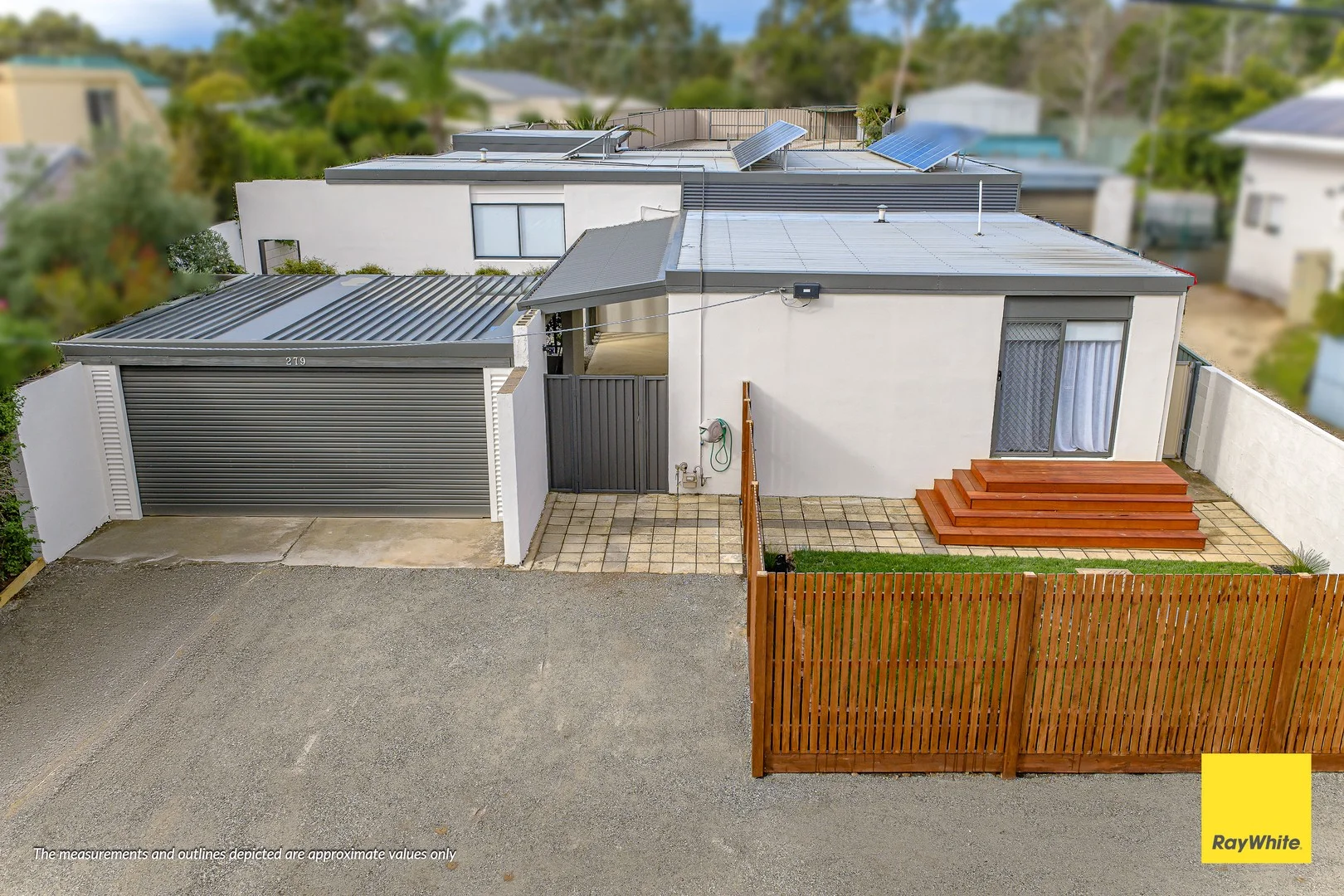 279 Allingham Street, Kangaroo Flat VIC 3555