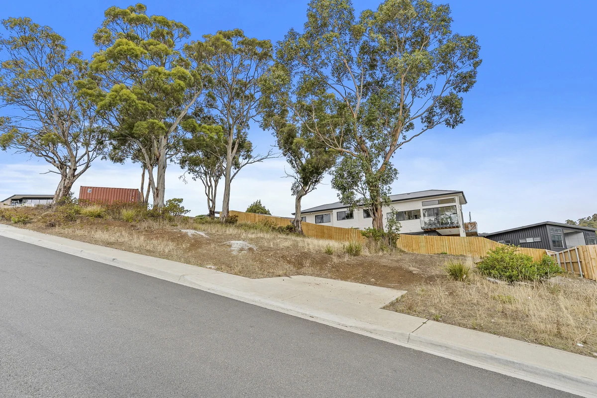 Additional image 14 of 34 Beaumont Road, Lenah Valley TAS 7008