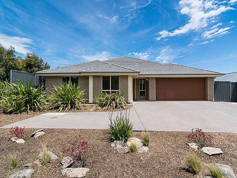 7 Hurling Drive, Mount Barker SA 5251, Image 2