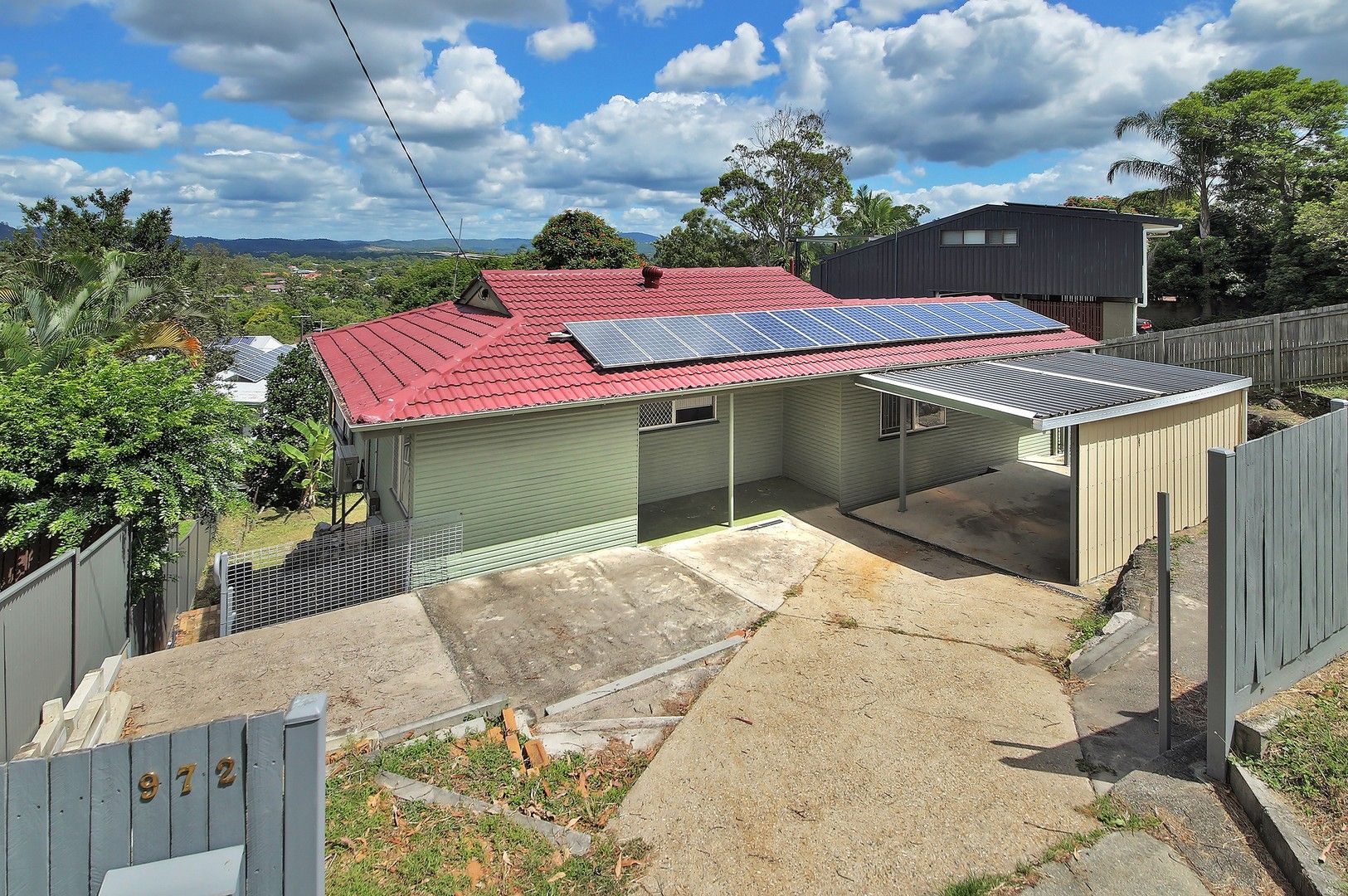 972 South Pine Road, Everton Hills QLD 4053, Image 0