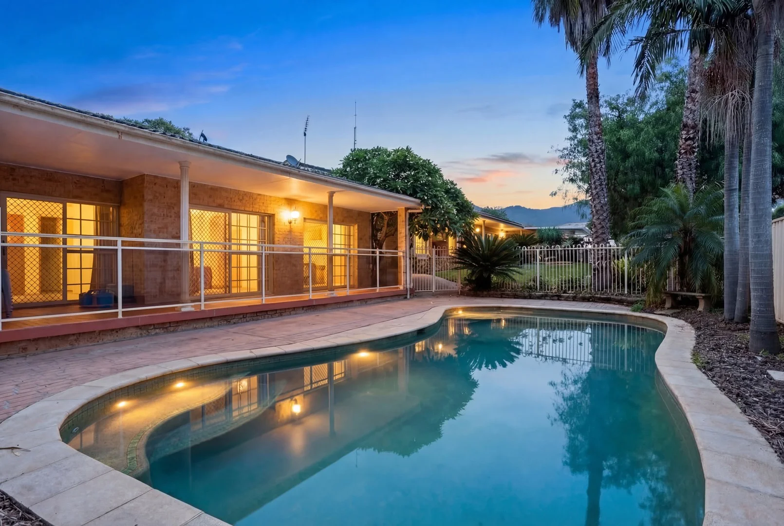 23 Russell Street, Balgownie NSW 2519