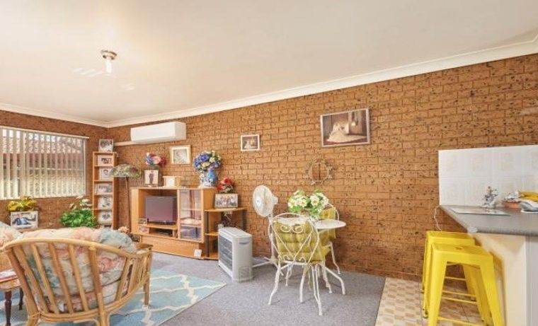 1-4/2 Joyes Place, Tolland NSW 2650, Image 1