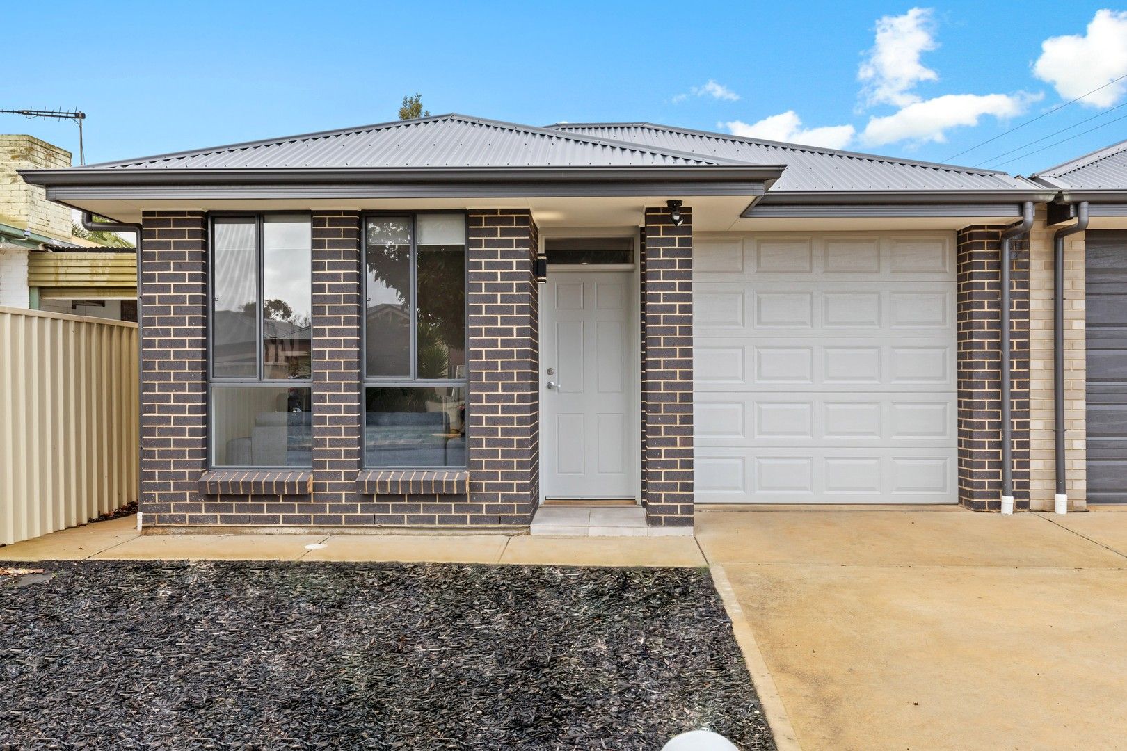 18 Byron Avenue, Clovelly Park SA 5042, Image 0