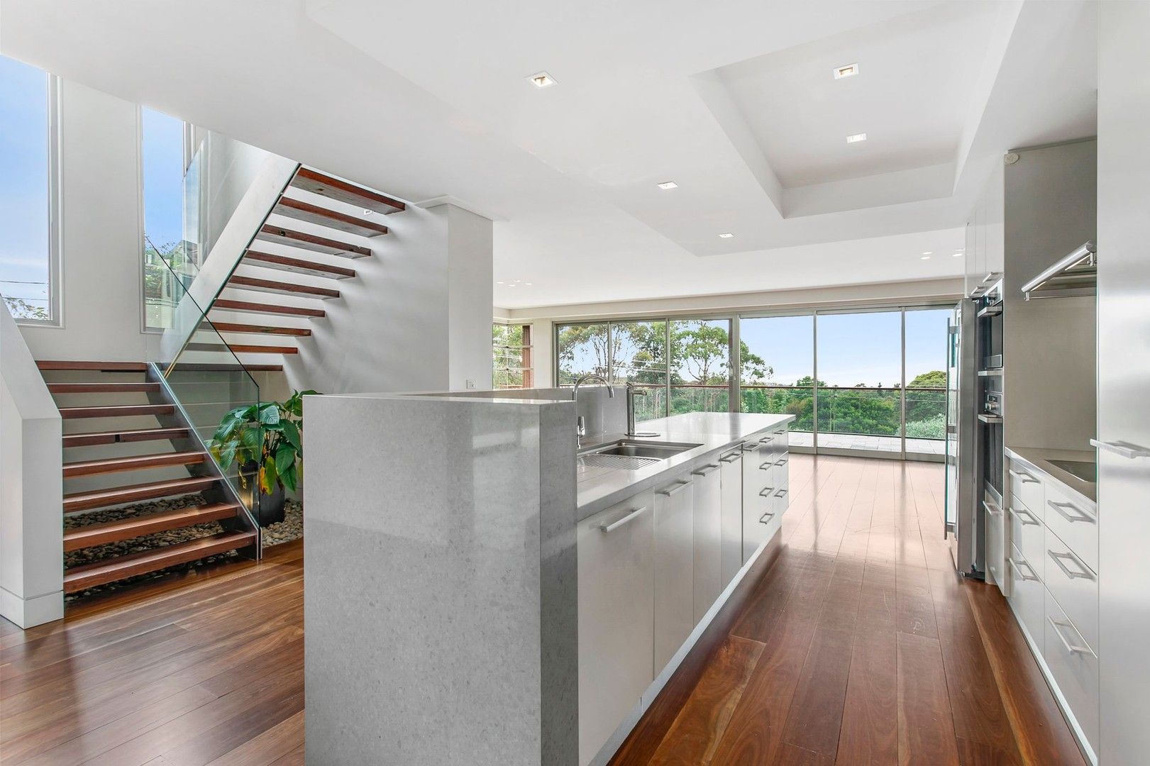 5 bedrooms House in 86 Bangaroo Street NORTH BALGOWLAH NSW, 2093
