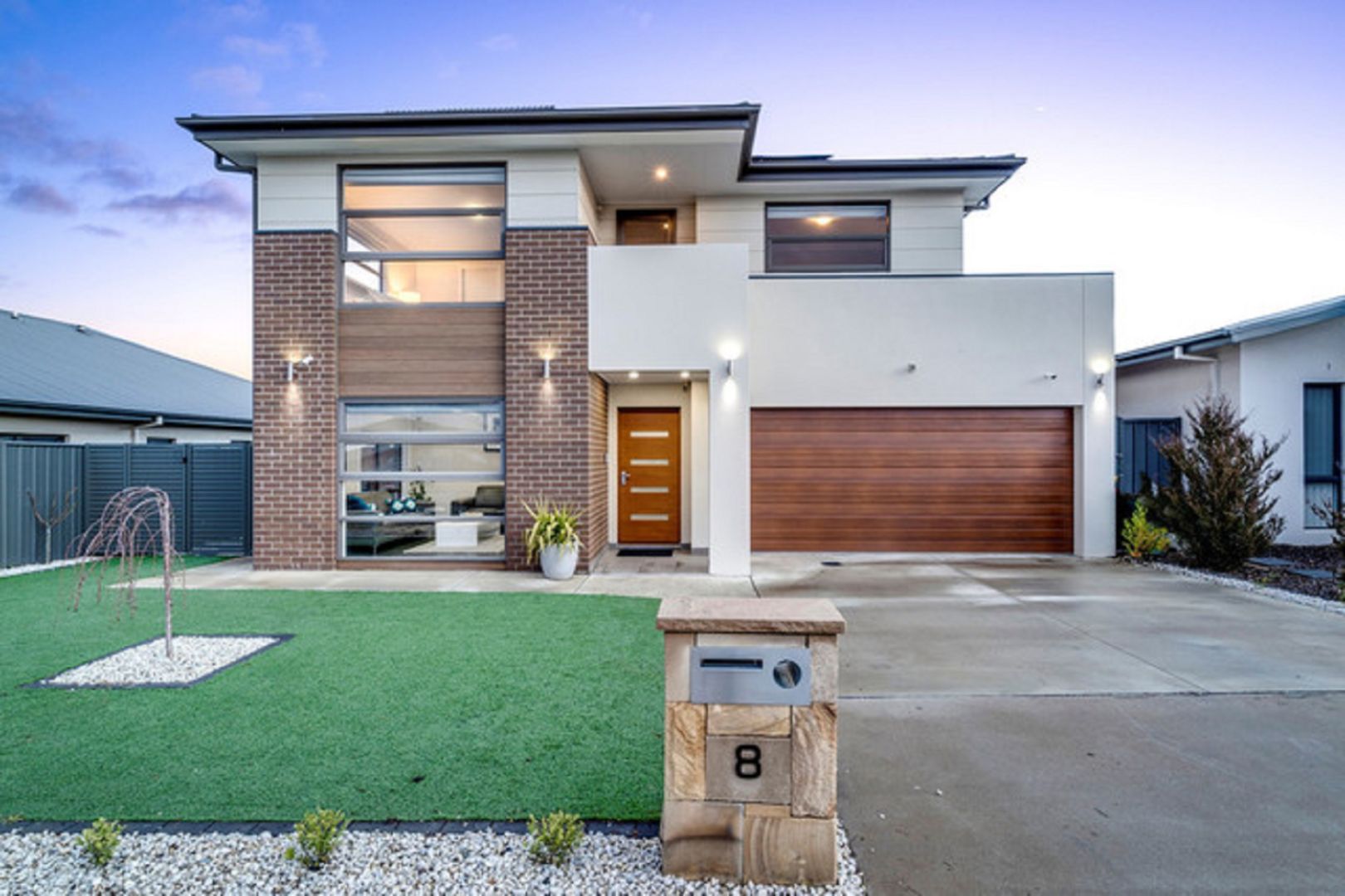 8 Laffan Street, Coombs ACT 2611