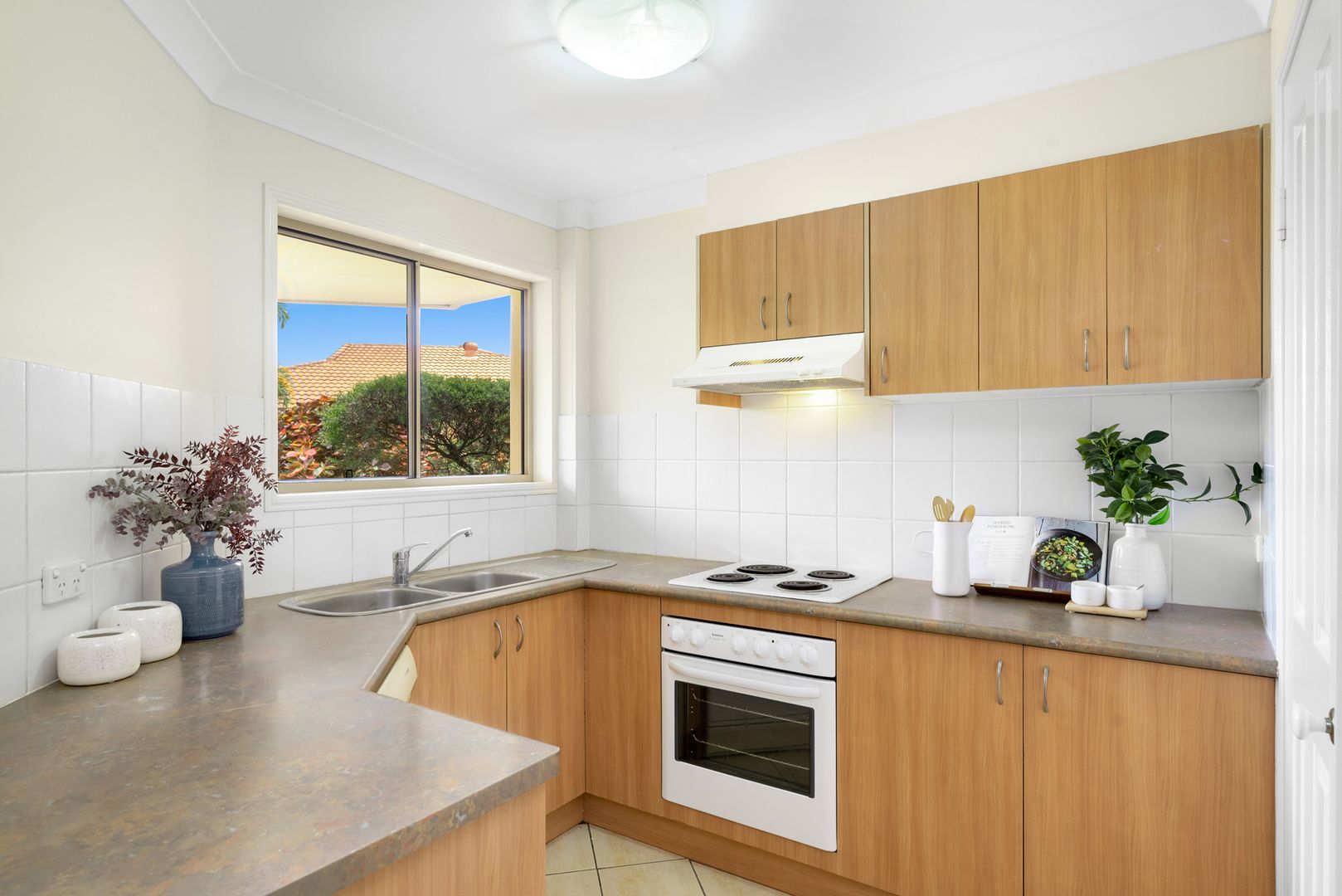 4/144 Meadowlands Road, Carina QLD 4152, Image 2