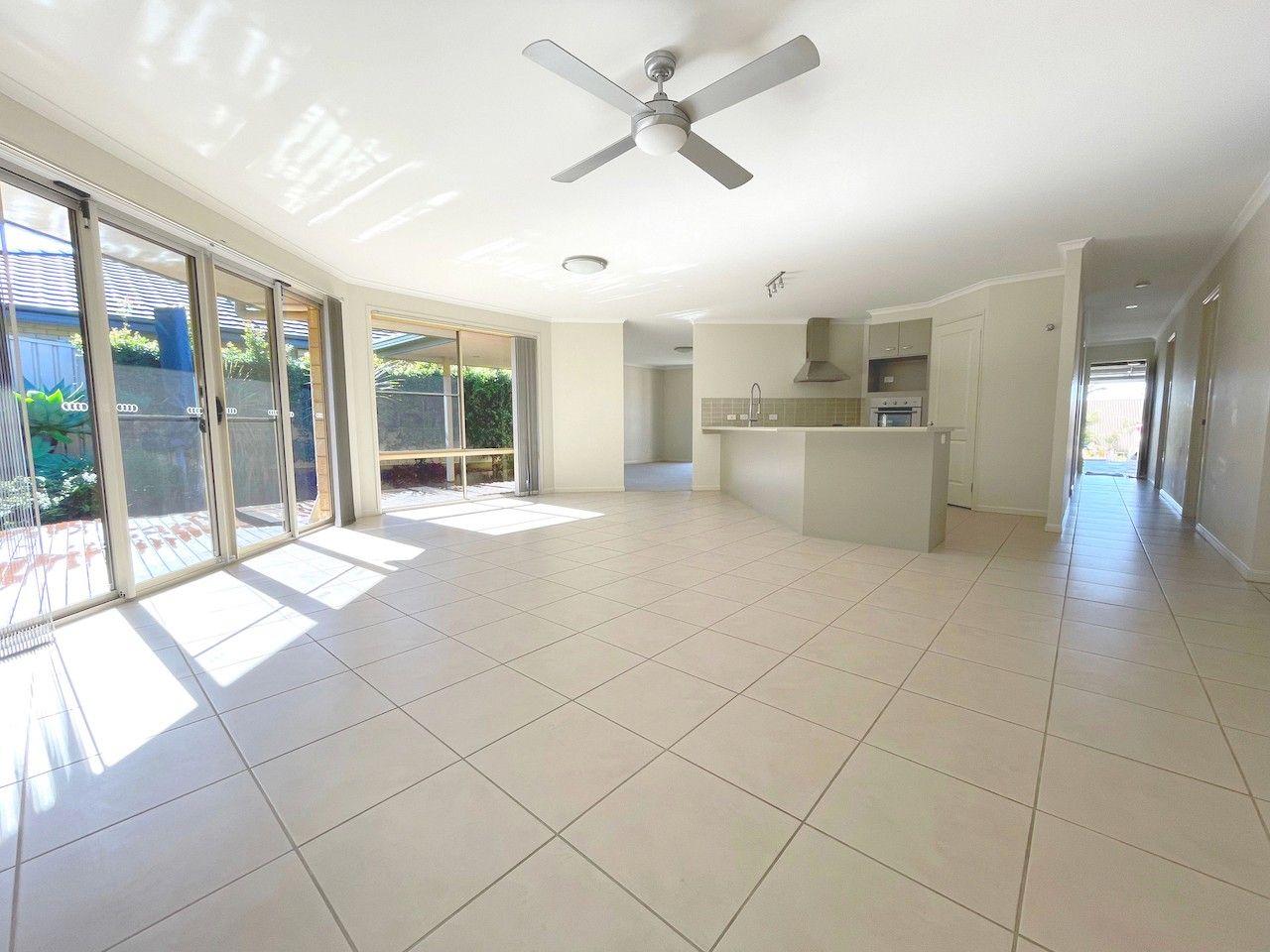 73 Saltwater Crescent, Corindi Beach NSW 2456, Image 2