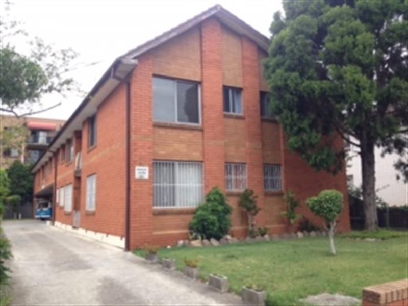 2 bedrooms Apartment / Unit / Flat in 4/38 Castlereagh Street LIVERPOOL NSW, 2170