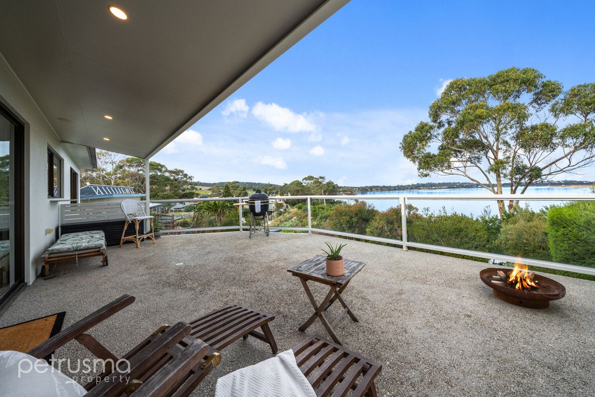 221 Lewisham Scenic Drive, Lewisham TAS 7173, Image 2