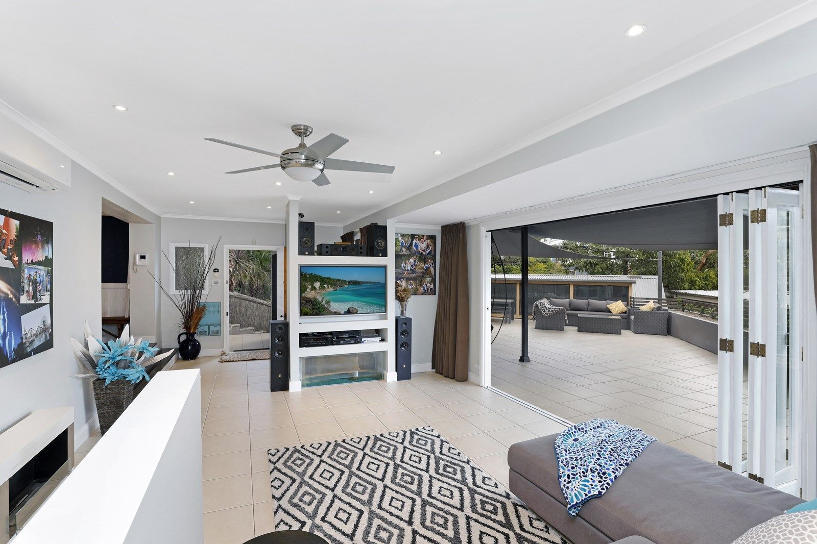 2 Tivoli Esplanade, Como NSW 2226, Image 1