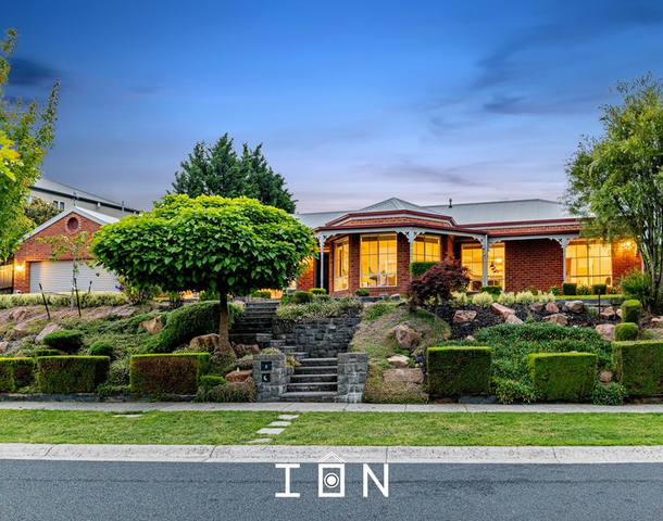 2 Royal Crescent, Beaconsfield VIC 3807