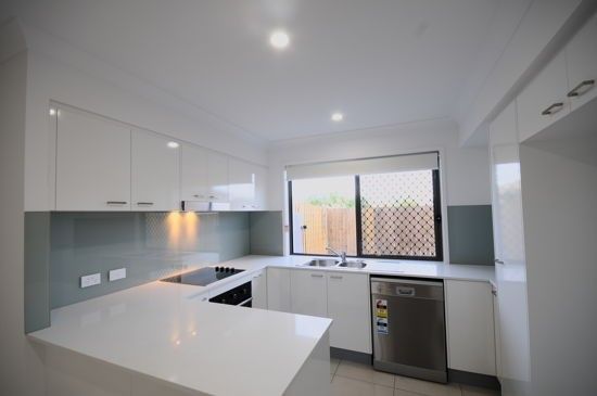 3 bedrooms Townhouse in 48 / 31 James Edward Street RICHLANDS QLD, 4077