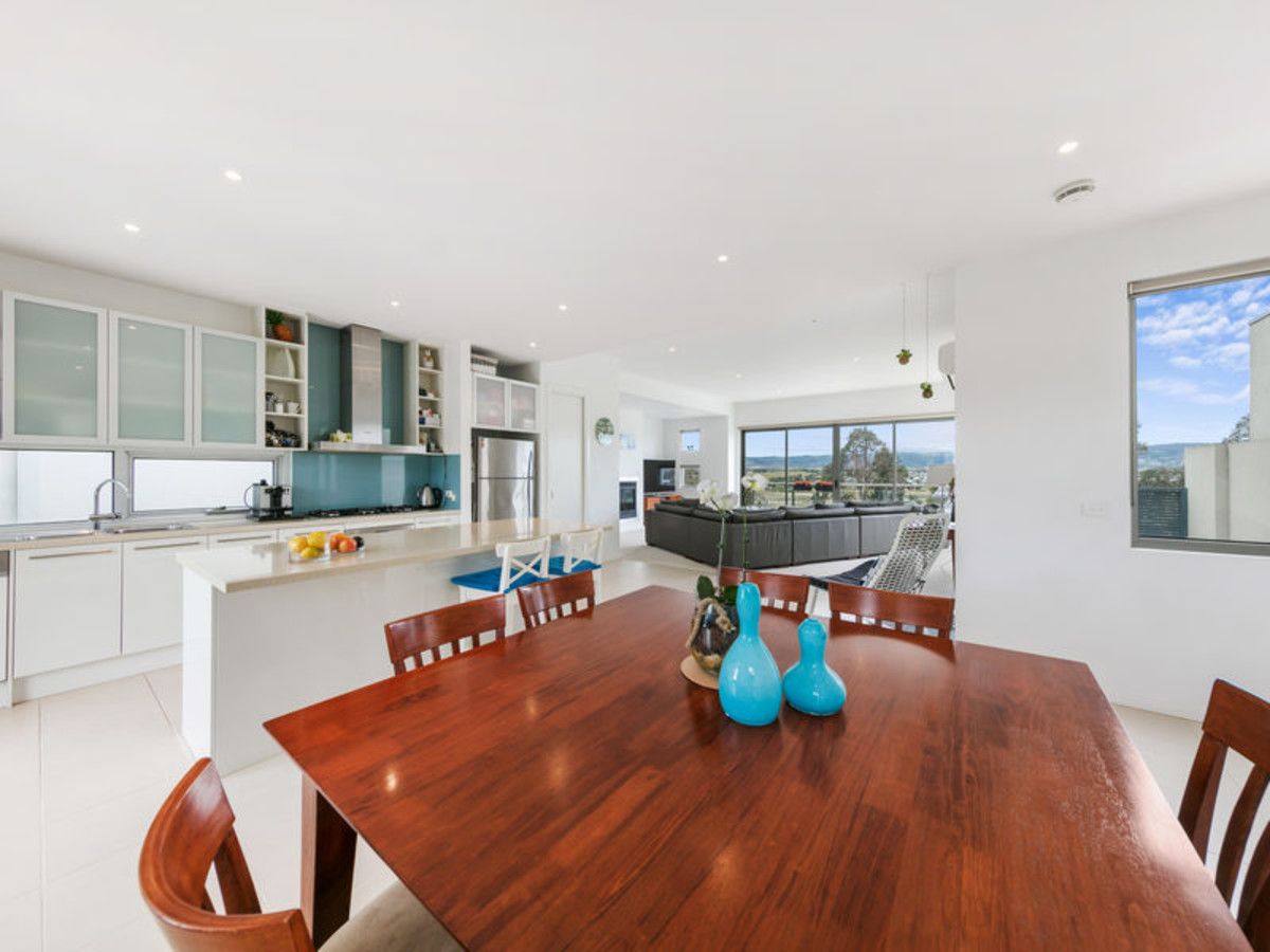 16 The Cove, Safety Beach VIC 3936, Image 2