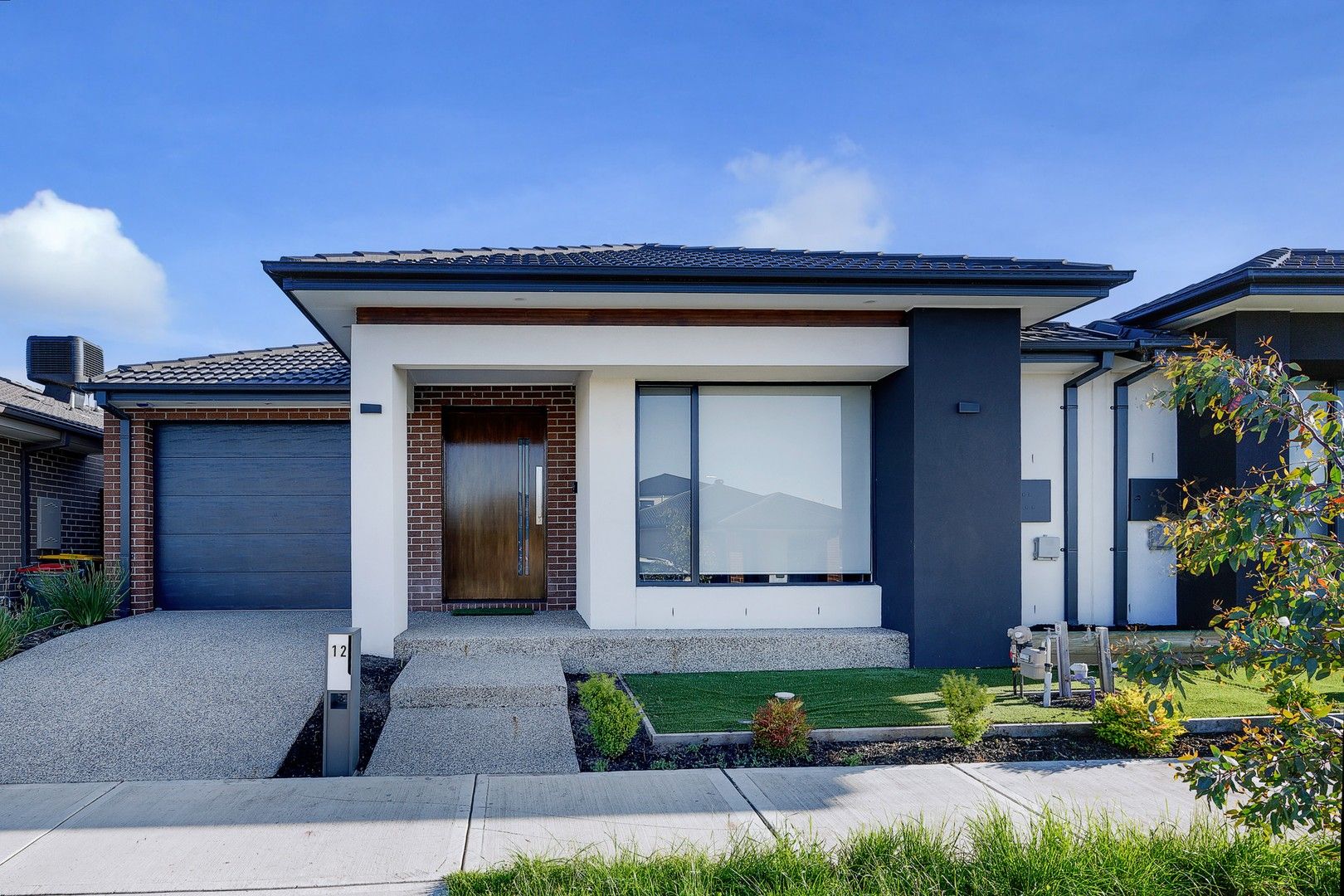 4 bedrooms House in 12 Telopea Road CRAIGIEBURN VIC, 3064