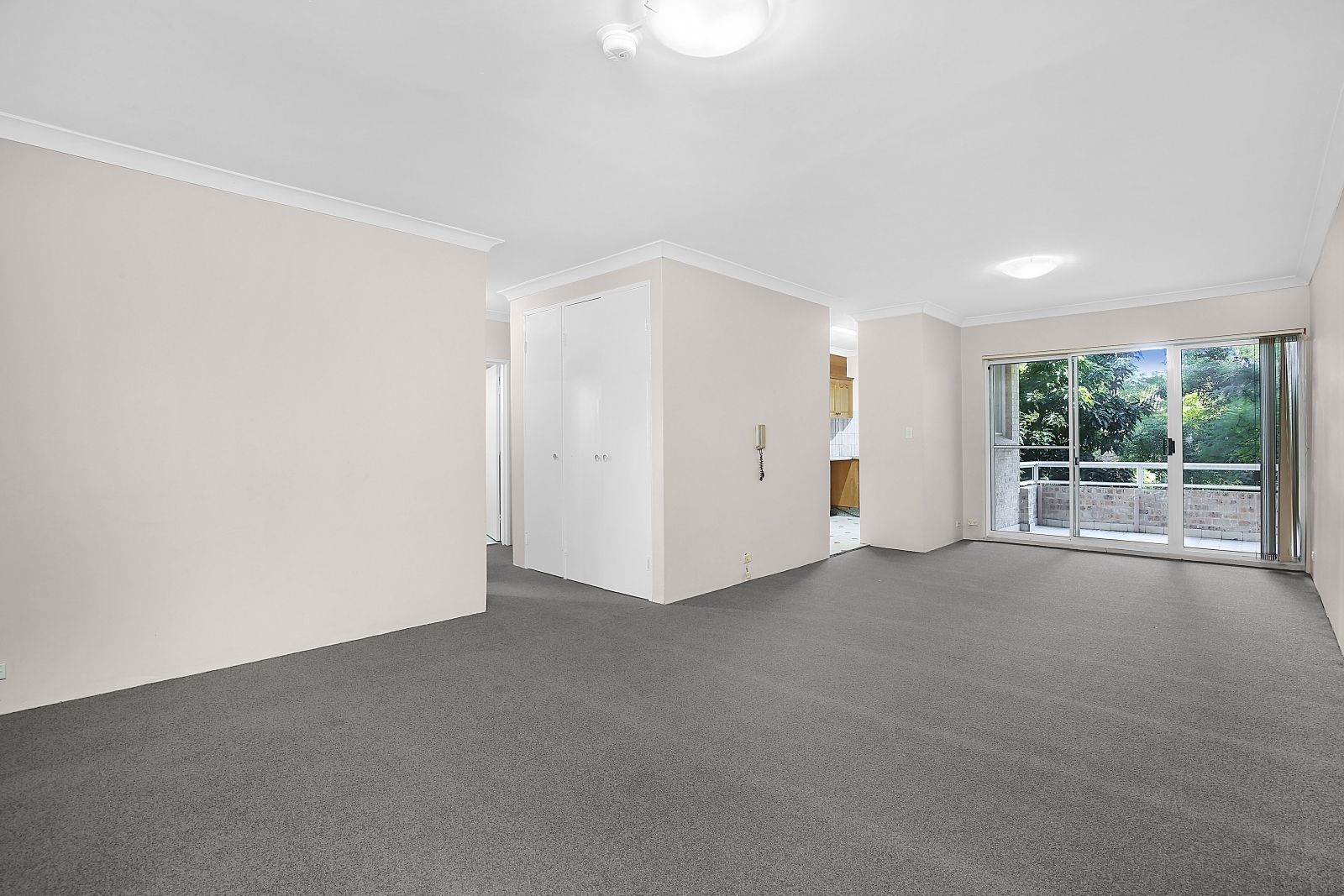 2 bedrooms Apartment / Unit / Flat in 6/2 Moss Place WESTMEAD NSW, 2145