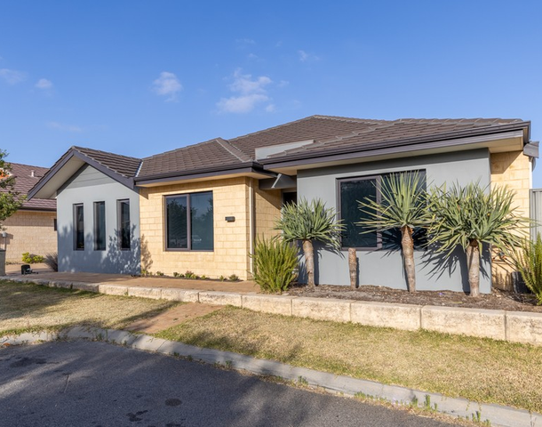 7 Koroit Way, Aveley WA 6069