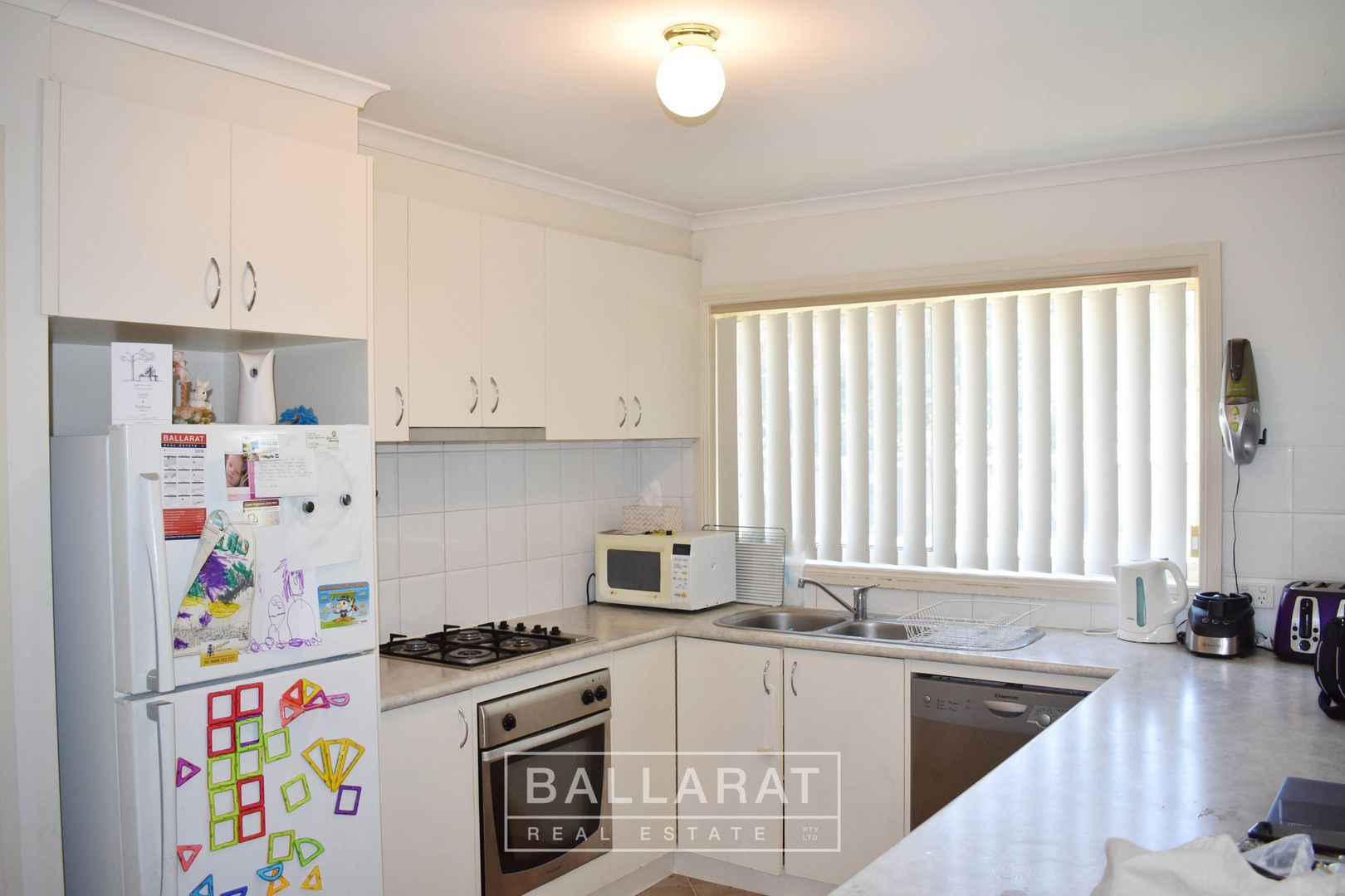 4/4 Haines Street, Brown Hill VIC 3350, Image 1