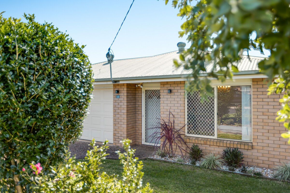 18 Fay Court, Kearneys Spring QLD 4350, Image 0