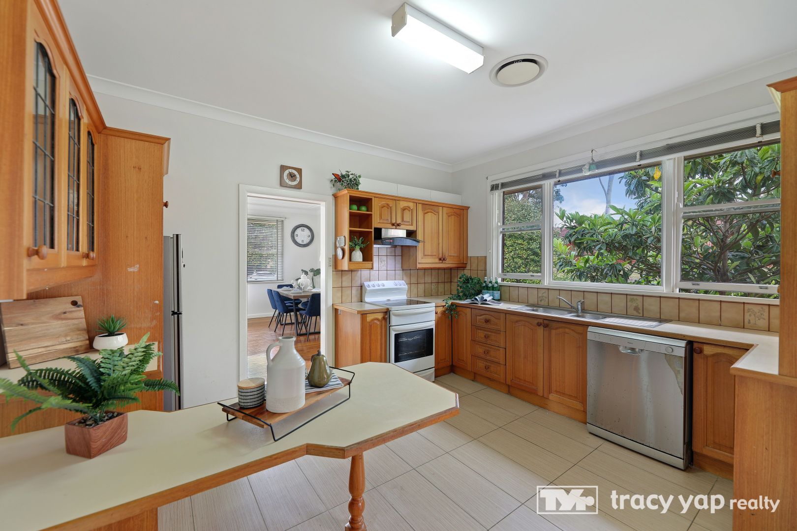 41 Gwendale Crescent, Eastwood NSW 2122, Image 2