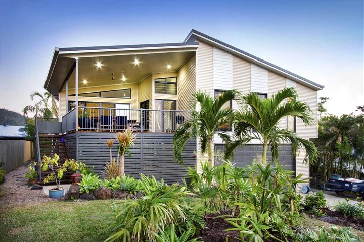 16 Wills Court, Cannonvale QLD 4802